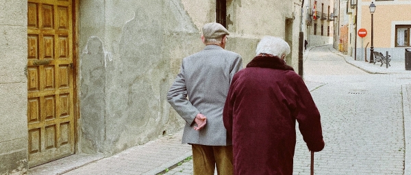 APOIO EXTRAORDINÁRIO PARA ASSISTÊNCIA FAMILIAR