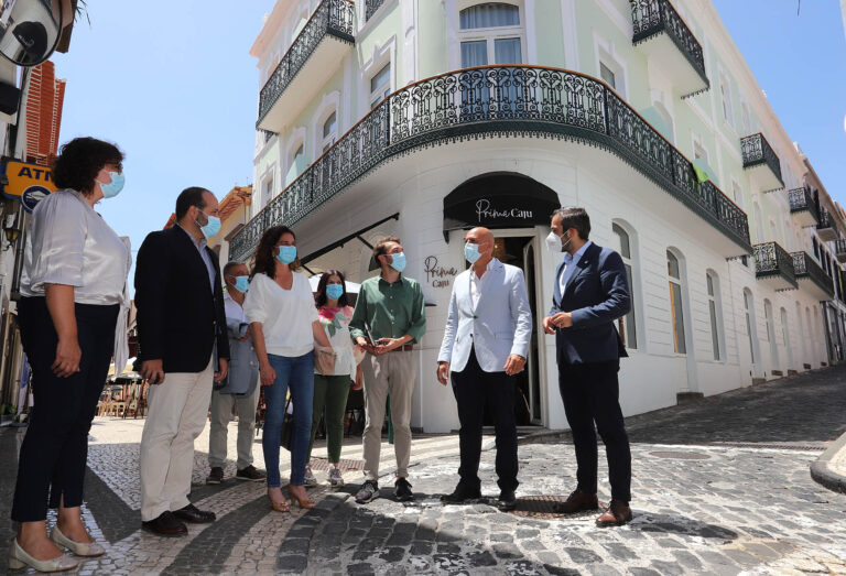 Paulo Cafôfo destaca que foram reabilitados mais de 100 edifícios no Funchal