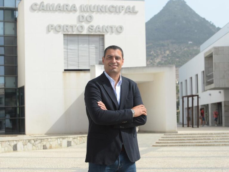 Miguel Brito quer transformar antiga escola da Camacha em centro associativo