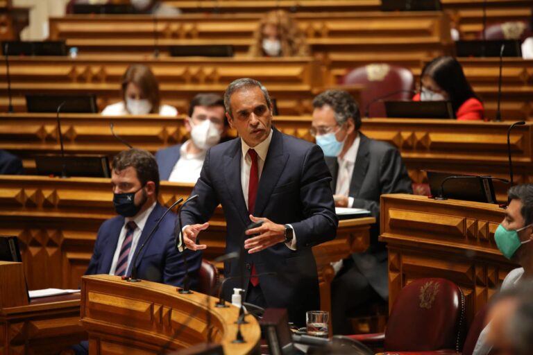 Carlos Pereira critica uso do CINM como “obsessão partidária para ganhos eleitorais”