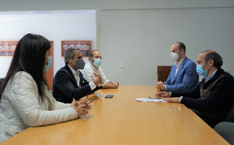 “É importante reforçar a agenda social implementada pelo PS, da qual os madeirenses têm beneficiado”, apela Carlos Pereira