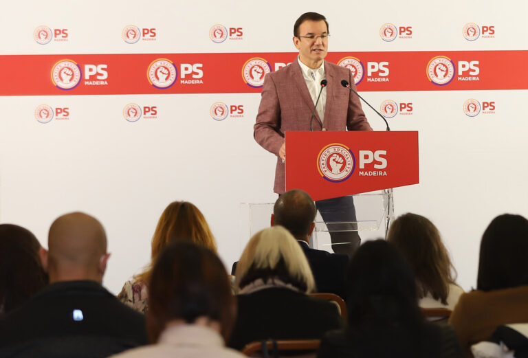 Problema das qualificações é “um dos grandes falhanços dos governos do PSD”