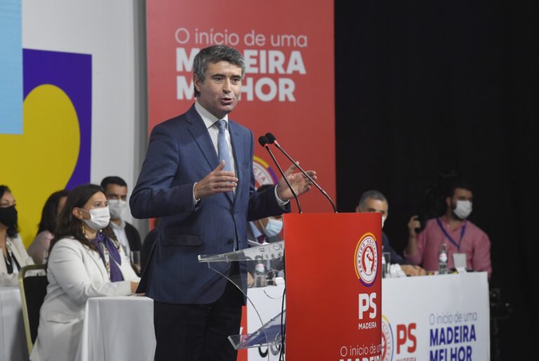 “Em 2023, o PS vai ser a maioria na Madeira”, diz José Luís Carneiro