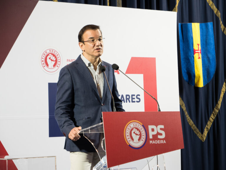Dívida criada pelo PSD hipotecou o passado, o presente e o futuro dos madeirenses, afirma Rui Caetano
