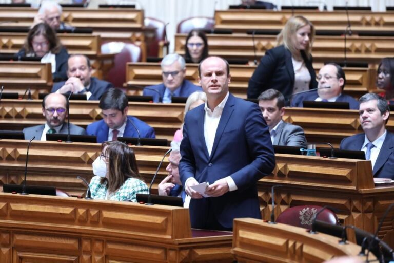 Iglésias questiona secretário de Estado sobre Fundos Europeus previstos e acusa Governo Regional de ter empobrecido a Madeira