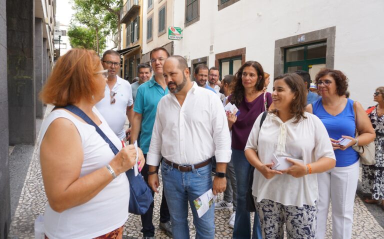 Albuquerque quer manter tudo como está e continua a fugir ao debate