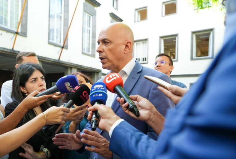 PS desmascara Governo “malfeitor” que ameaça travar investimentos e prejudicar a Madeira por mera tática política