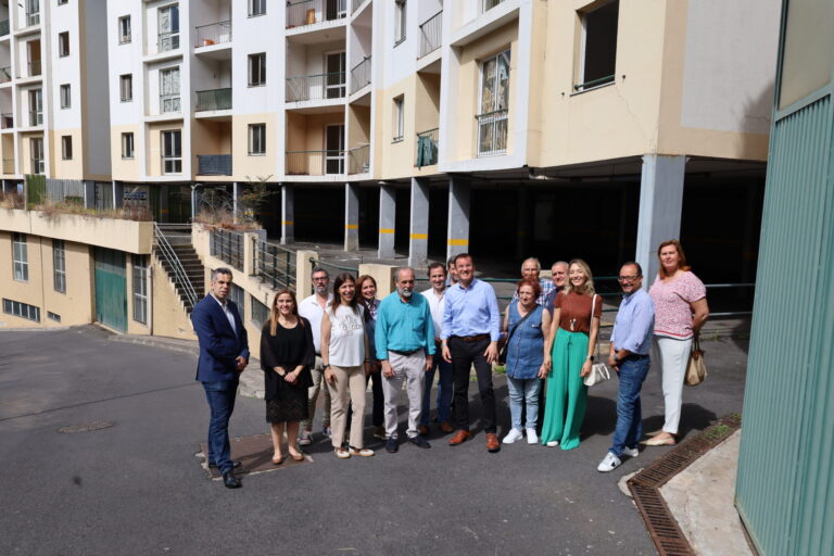 PS acusa CMF de inércia e negligência em relação à reabilitação do complexo habitacional do Canto do Muro