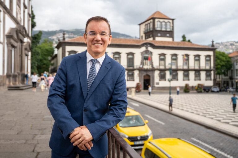 “Interesses económicos e especulação imobiliária têm adiado o planeamento da cidade do Funchal”, denuncia Rui Caetano