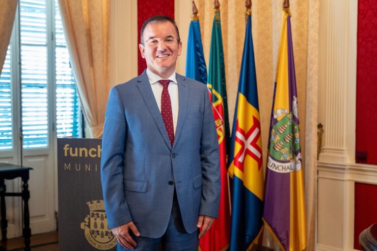 Estratégia para a gestão eficiente da água potável chumbada com a “desculpa de que tudo já está a ser feito”