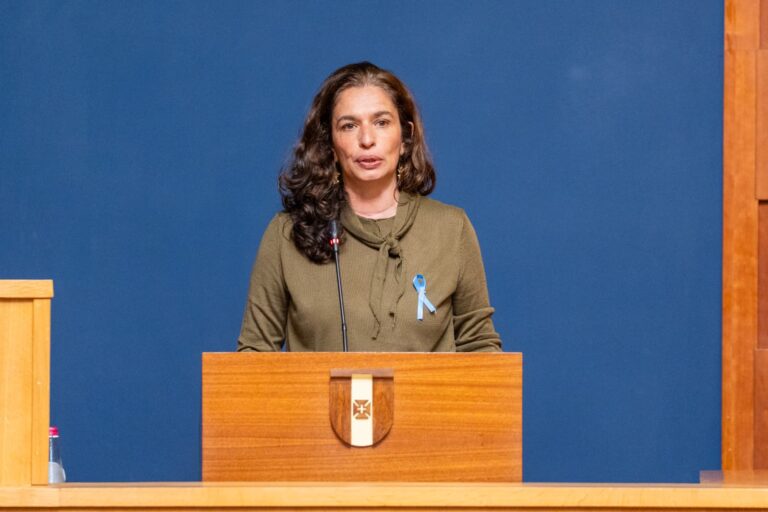 PS pede processo de consulta prévia para esmiuçar contratação de empresa recém-criada para limpar trilhos por dois meses