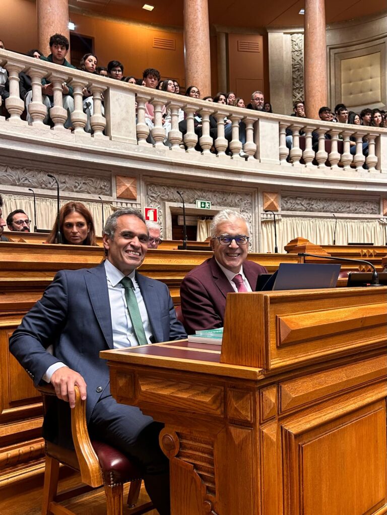 PS critica Governos da AD e Regional: “Só conseguiram piorar” o Subsídio de Mobilidade