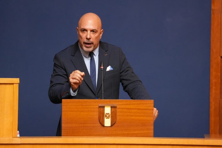 PS solidário com enfermeiros alerta para falhanço do Governo na gestão do Sistema de Saúde