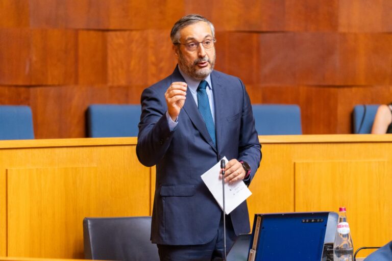 PS preocupado com ausência de soluções efetivas para fazer face aos constrangimentos no Aeroporto da Madeira