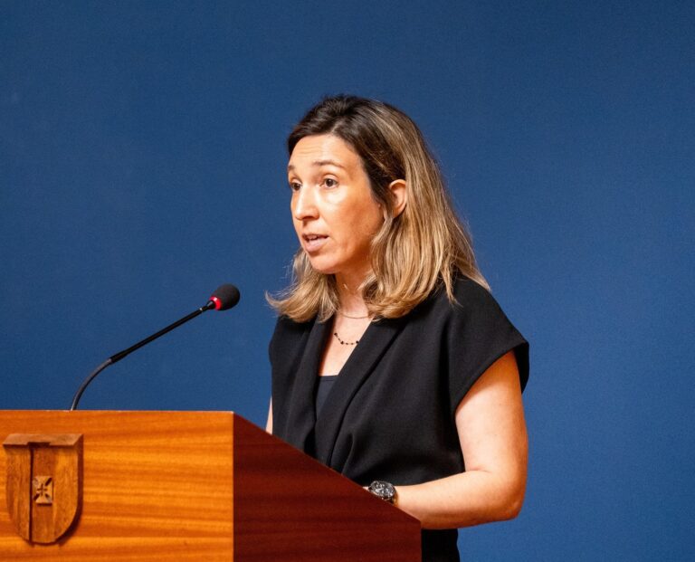 “Rolo compressor do PSD” recusa propostas do PS para valorizar a carreira dos Técnicos Superiores de Diagnóstico e Terapêutica