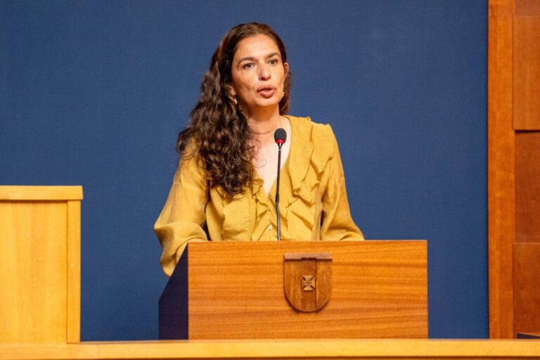 PS chama Governo à Assembleia para explicar o que vai fazer ao lixo que já não cabe na Meia Serra