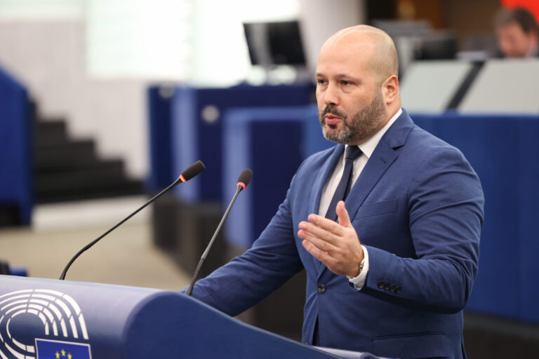 Sérgio Gonçalves destaca reforço dos direitos dos viajantes